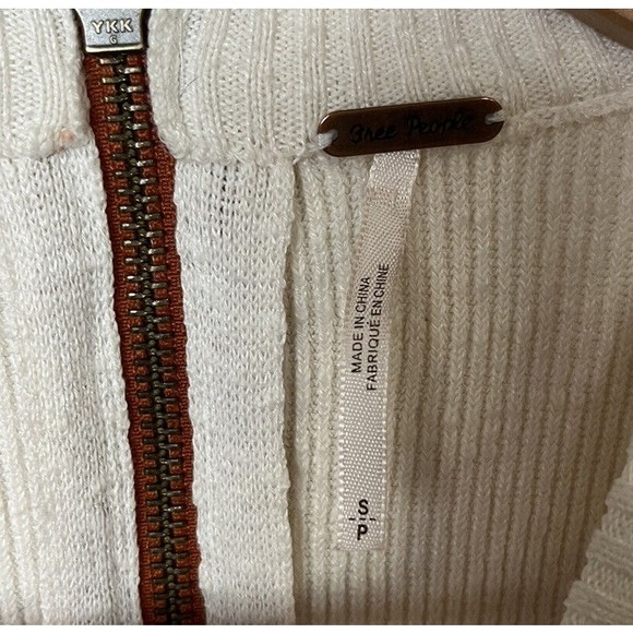 Free People Color Block Orange Cream Flared Sleeve Sweater Dress Size Small - Picture 6 of 13